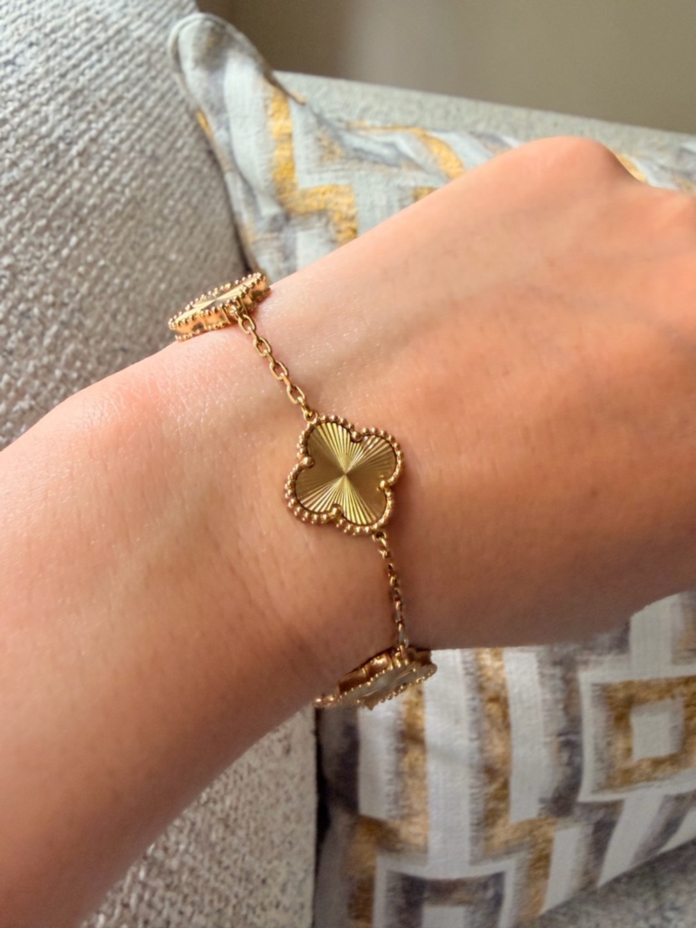 Gold Clover Link Bracelet - Picture 4 of 4